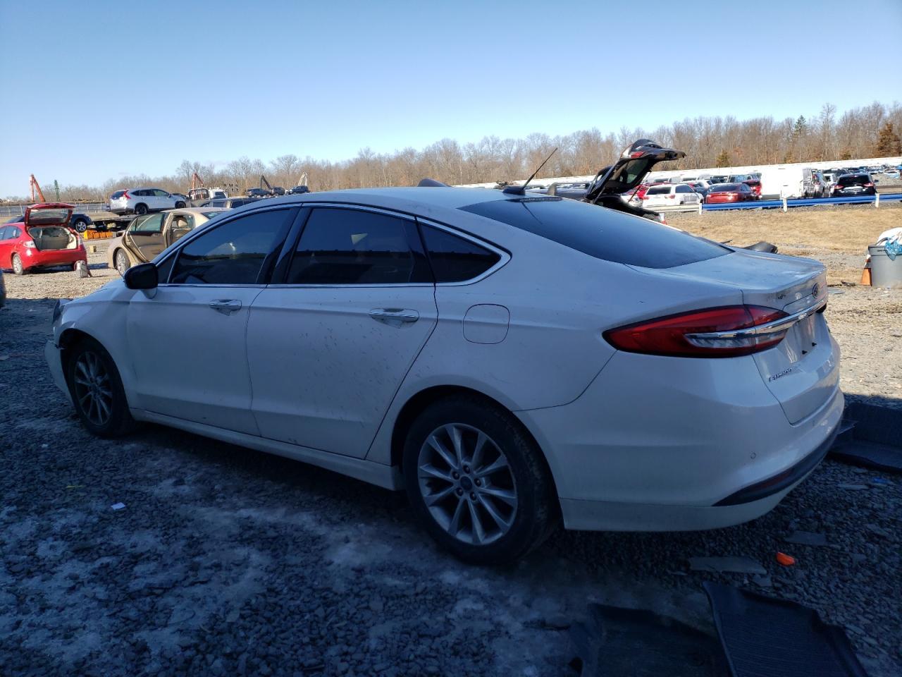 2017 FORD FUSION SE - Фото 2