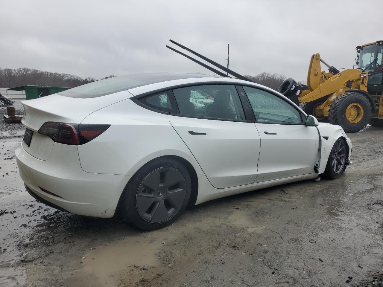 2023 TESLA MODEL 3 - Image 3