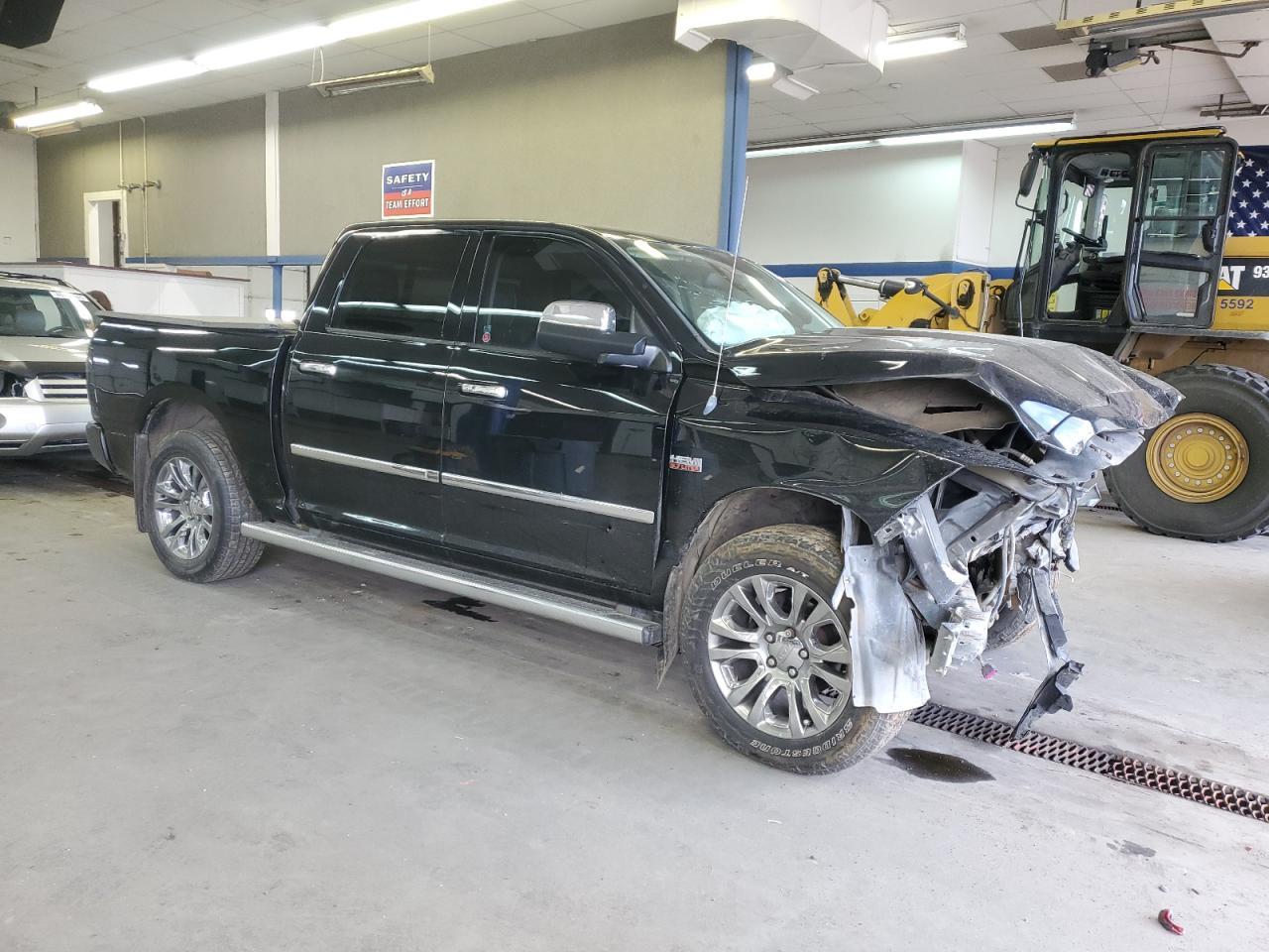 2014 RAM 1500 LONGH - Фото 4