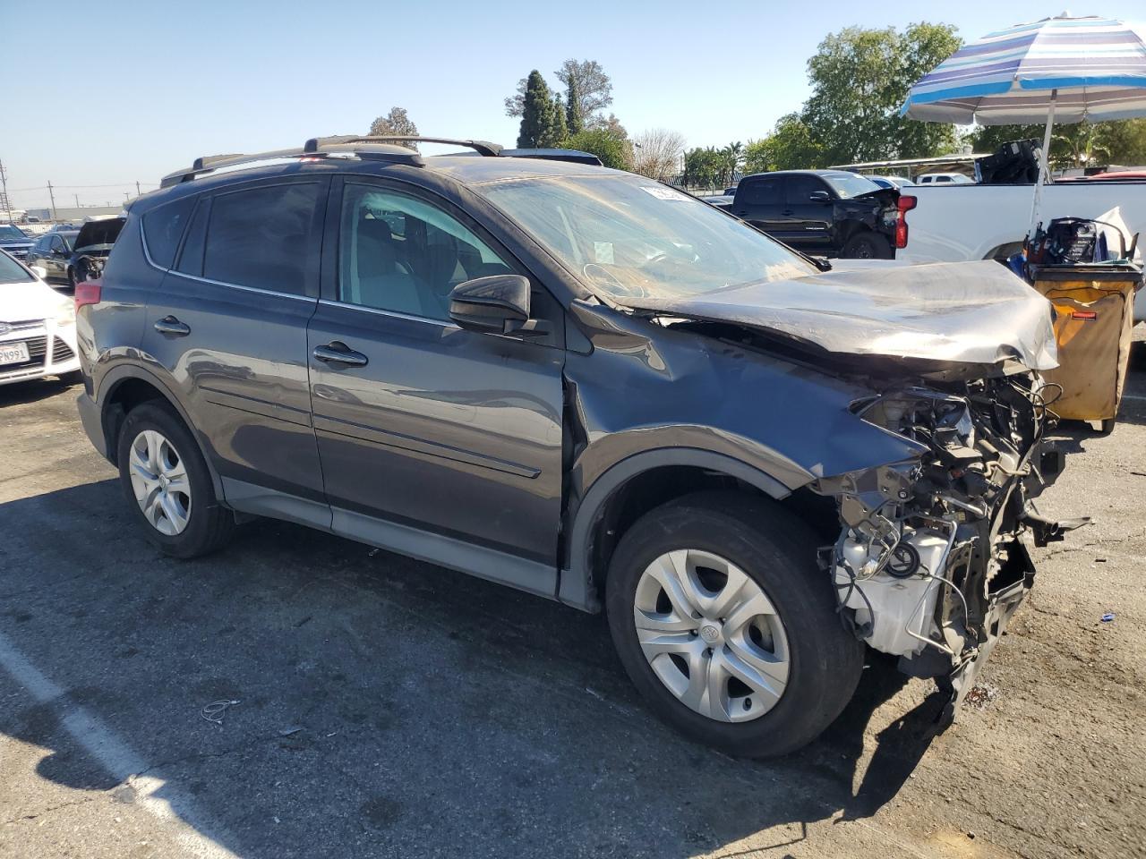 2015 TOYOTA RAV4 LE - Image 4