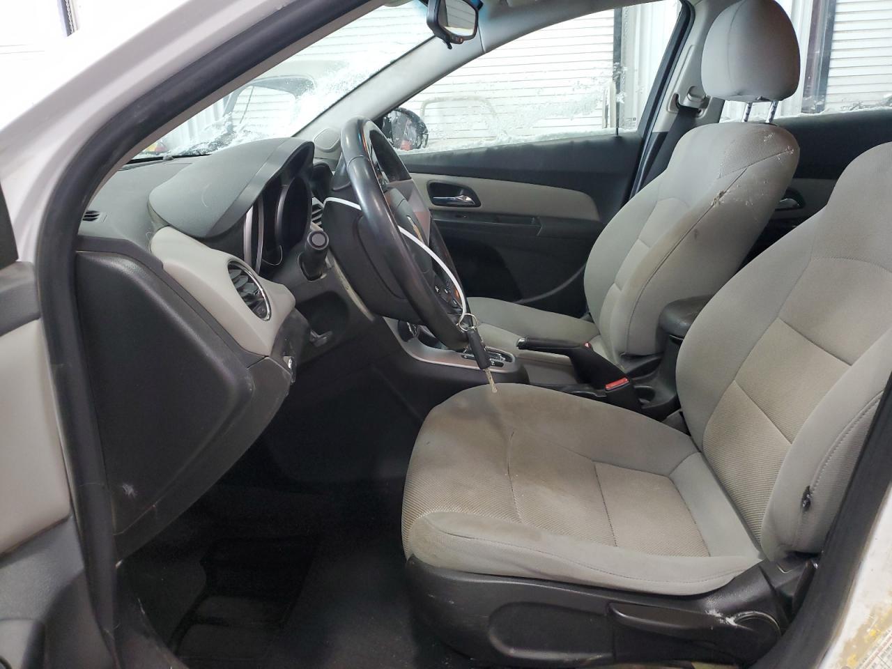 2014 CHEVROLET CRUZE LT - Image 7