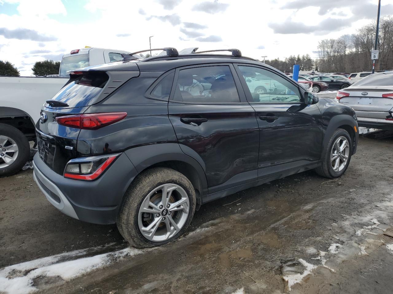 2022 HYUNDAI KONA SEL - Фото 3