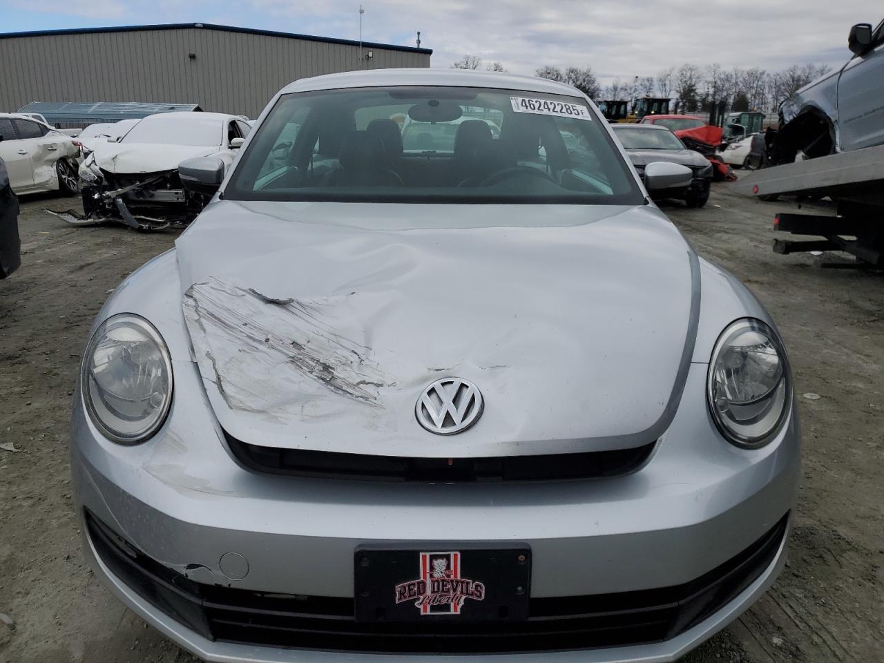 2012 VOLKSWAGEN BEETLE - Image 5
