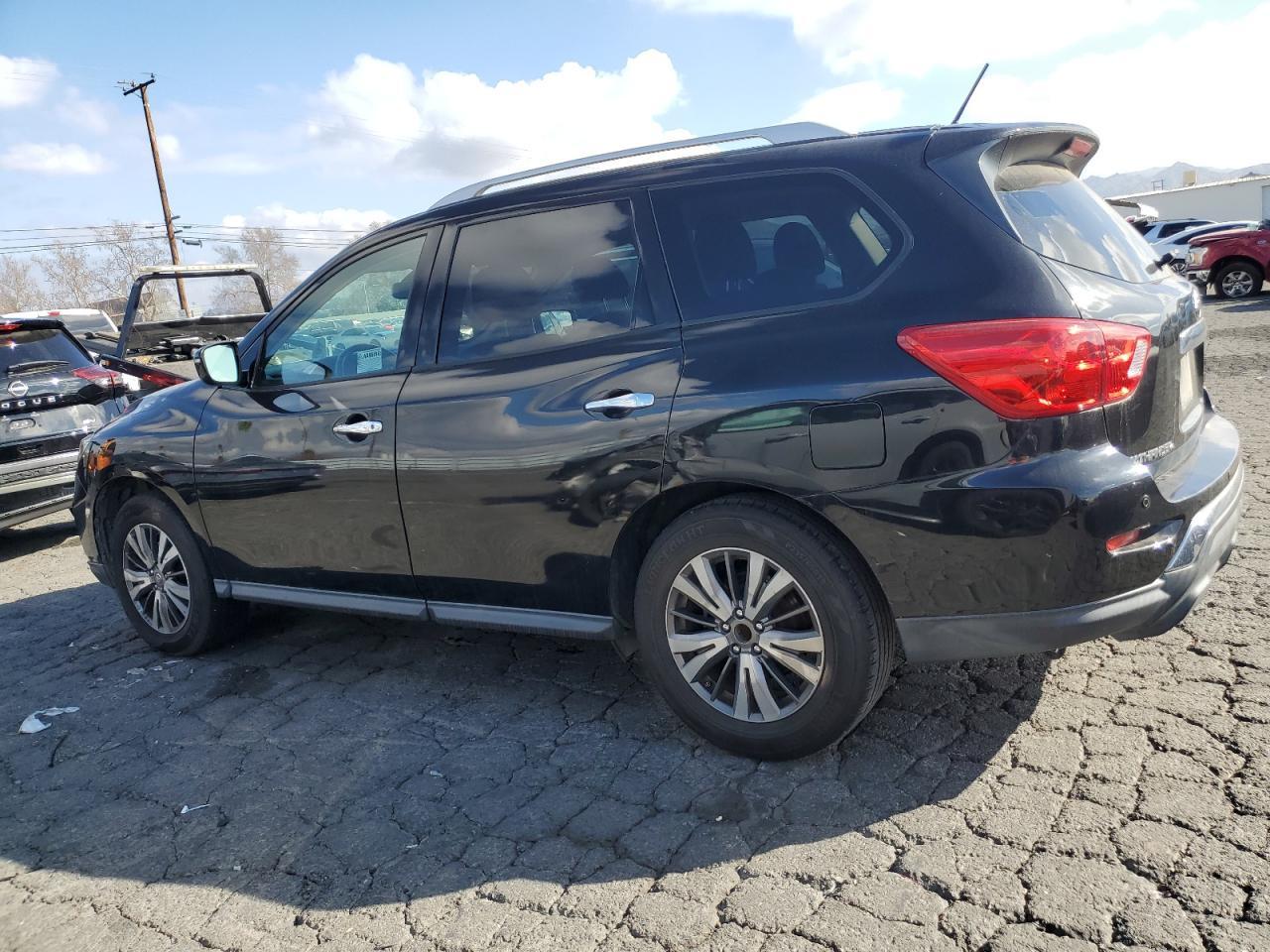 2018 NISSAN PATHFINDER - Image 2