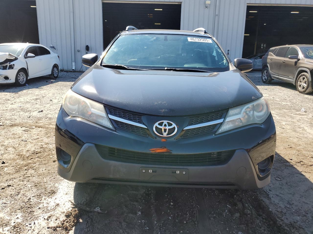 2015 TOYOTA RAV4 LE - Фото 5