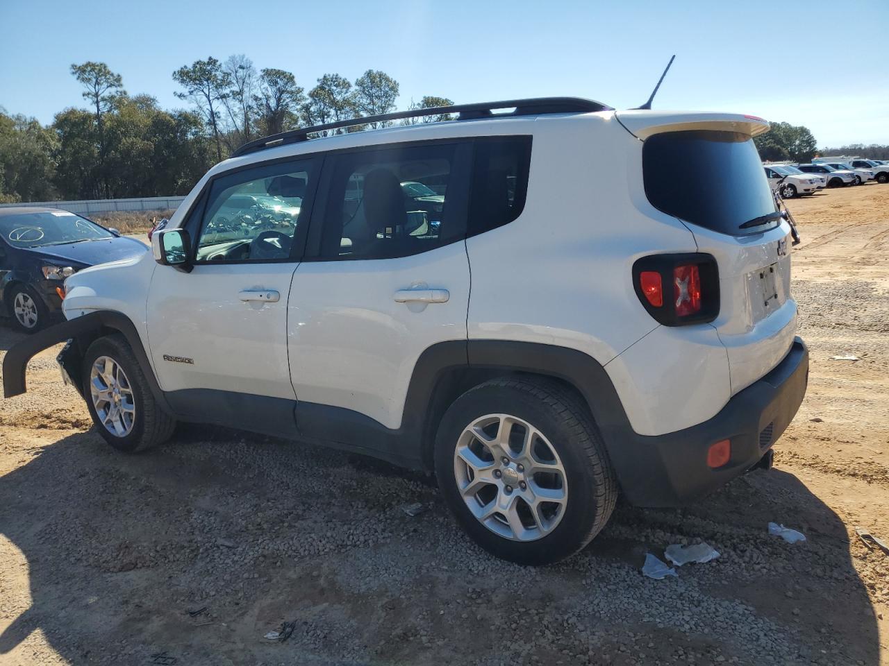 2016 JEEP RENEGADE L - Фото 2