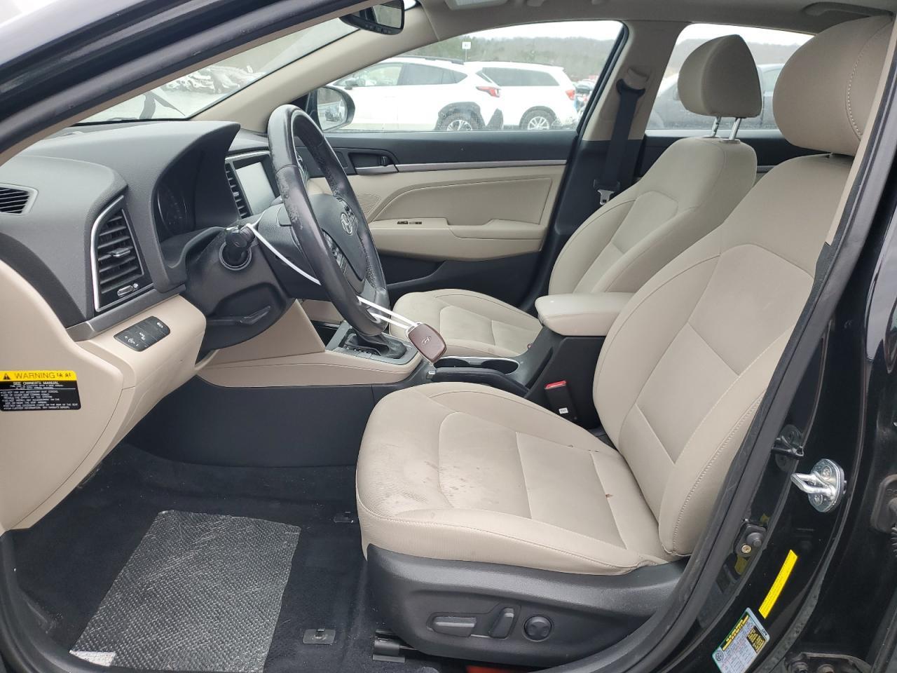 2017 HYUNDAI ELANTRA SE - Фото 7