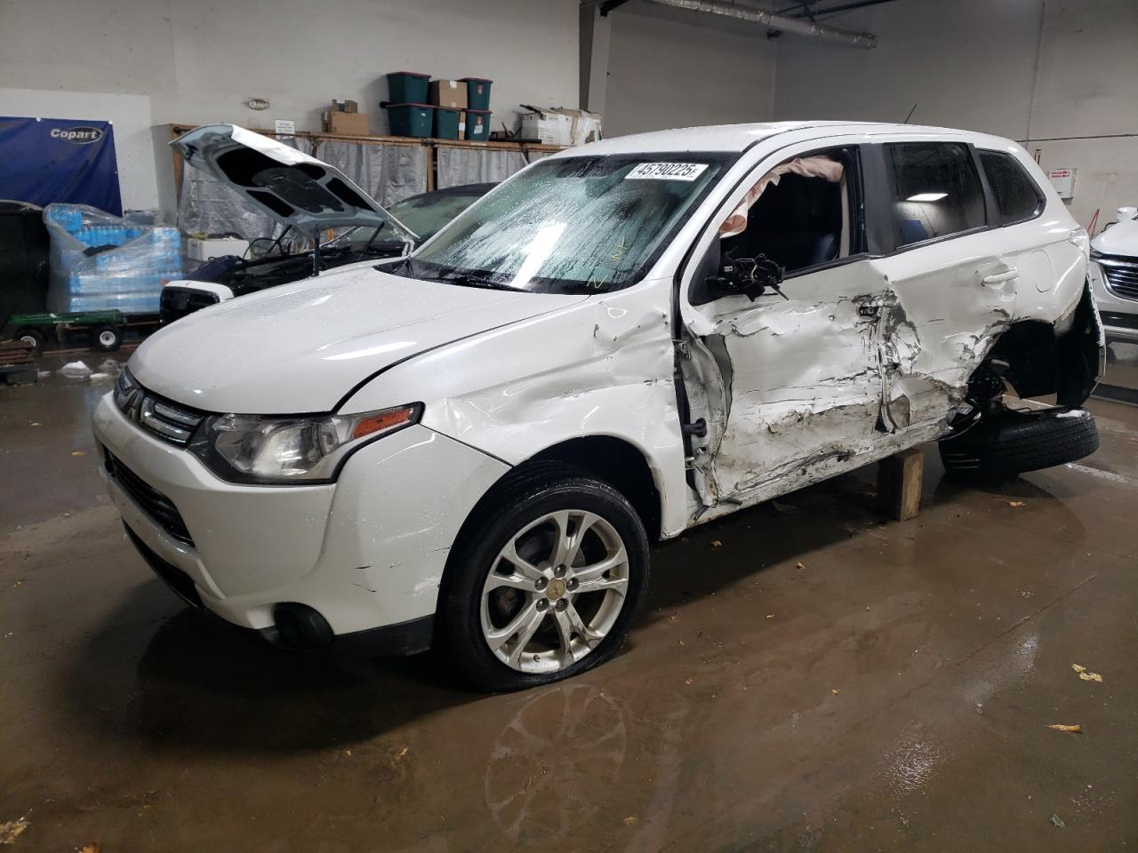 2014 MITSUBISHI OUTLANDER