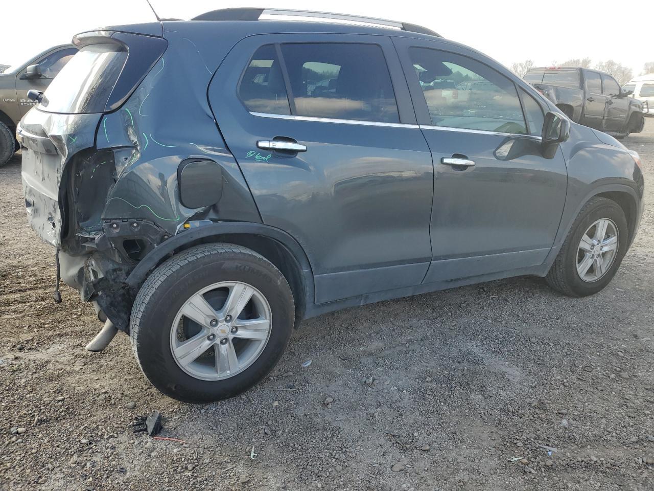 2018 CHEVROLET TRAX 1LT - Фото 3