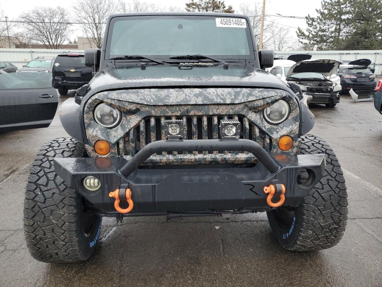 2012 JEEP WRANGLER U - Image 5