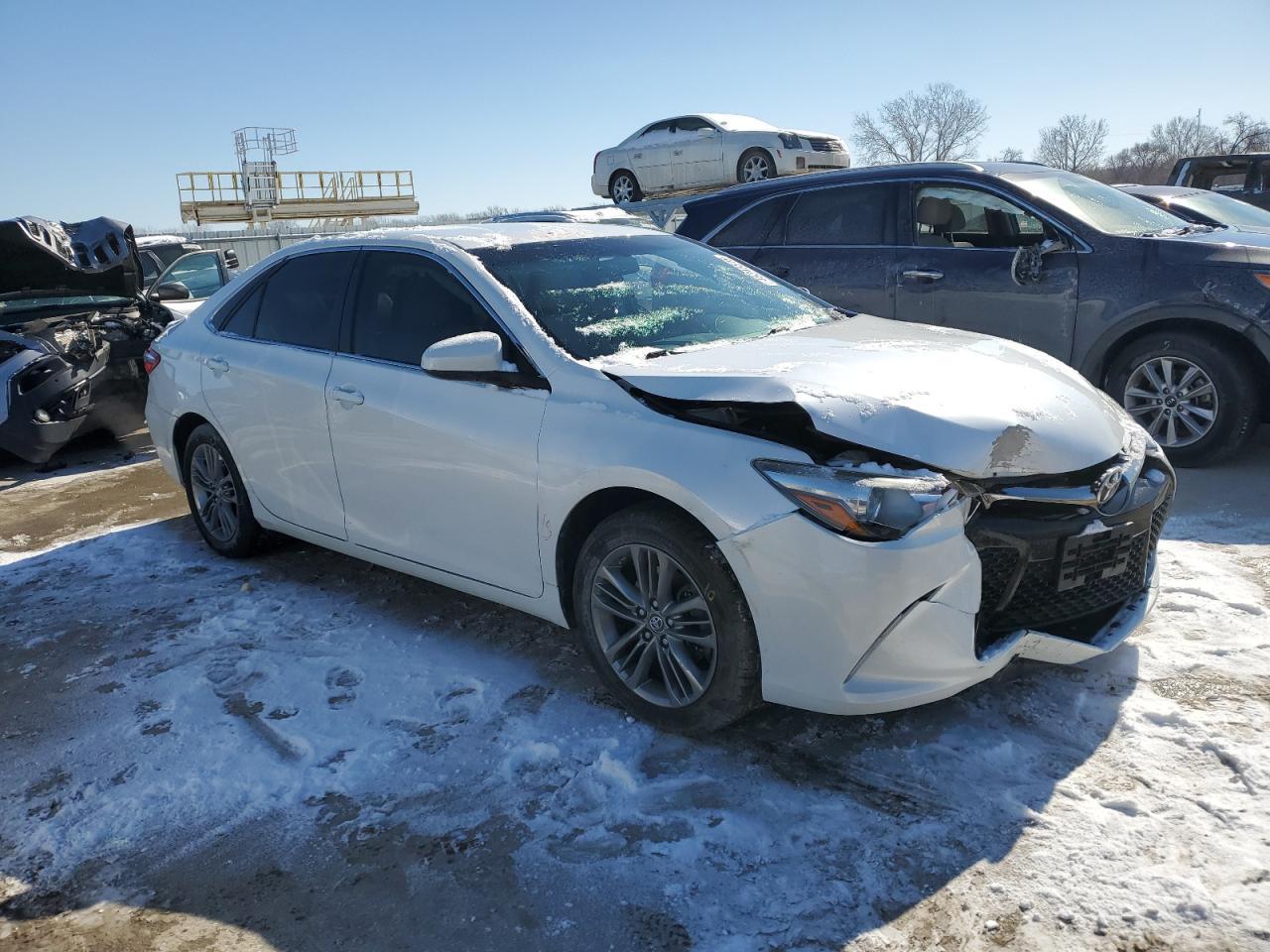 2016 TOYOTA CAMRY LE - Фото 4