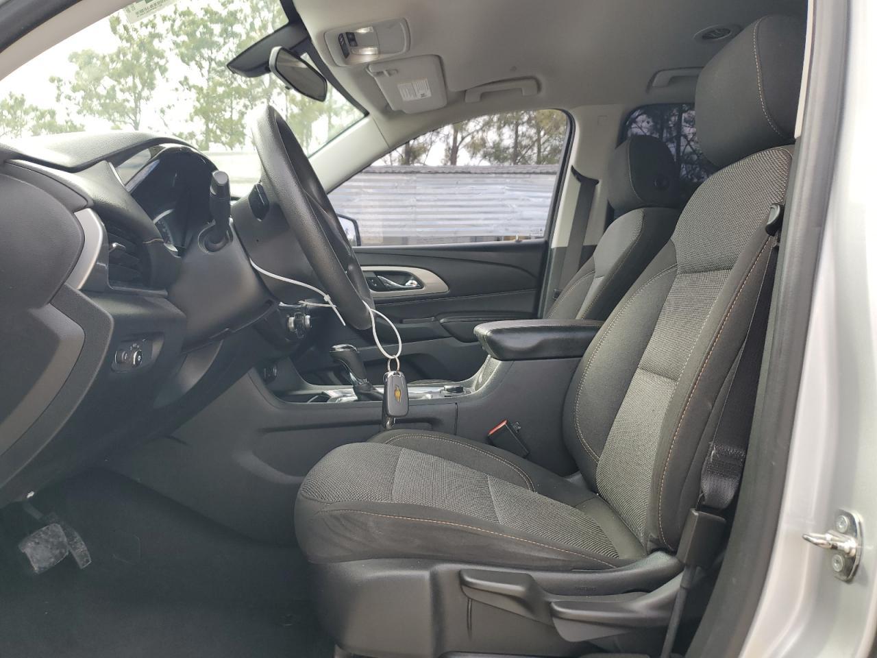 2018 CHEVROLET TRAVERSE L - Фото 7