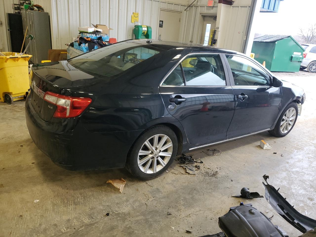 2012 TOYOTA CAMRY BASE - Фото 3