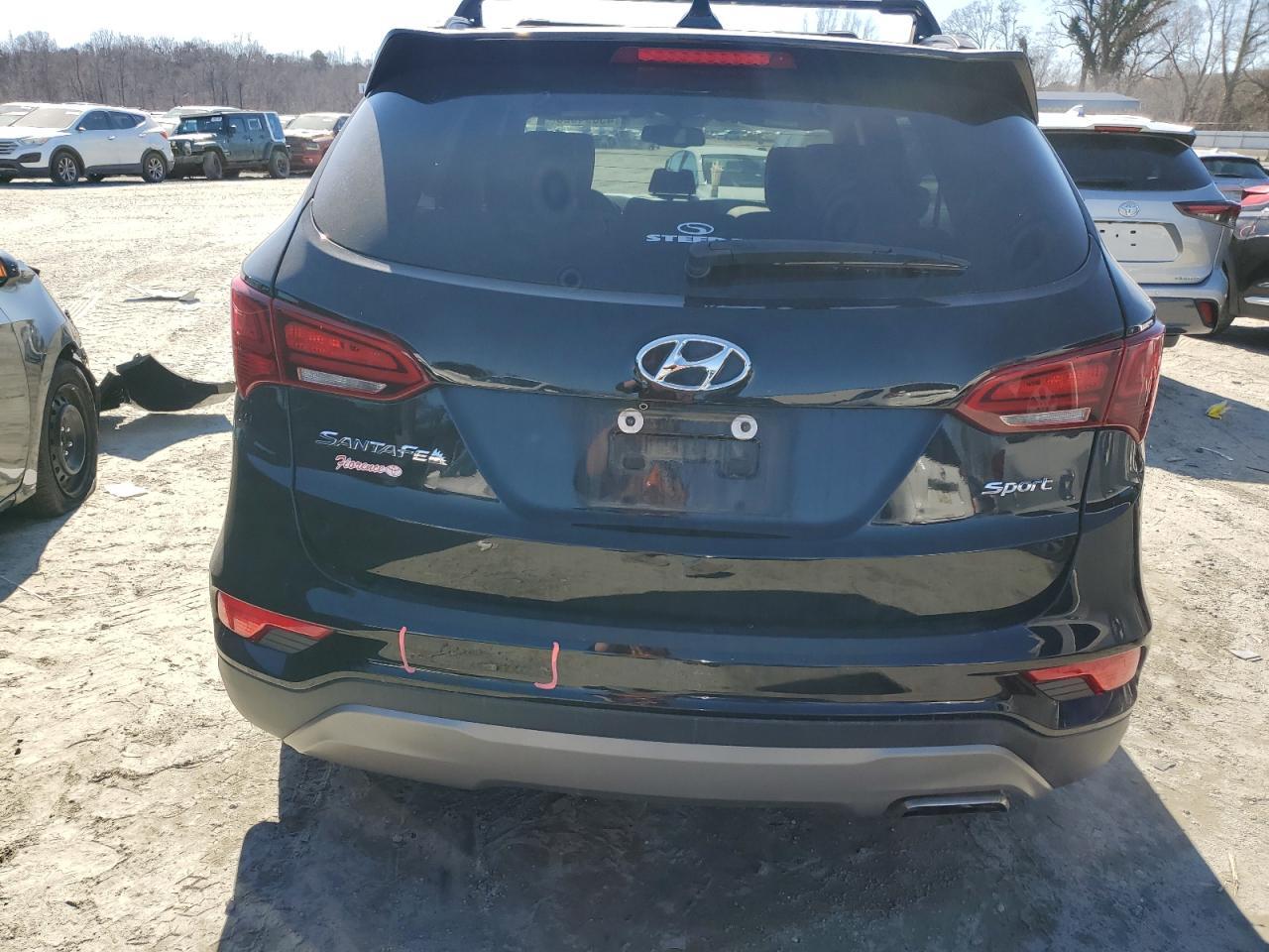 2017 HYUNDAI SANTA FE S - Image 6