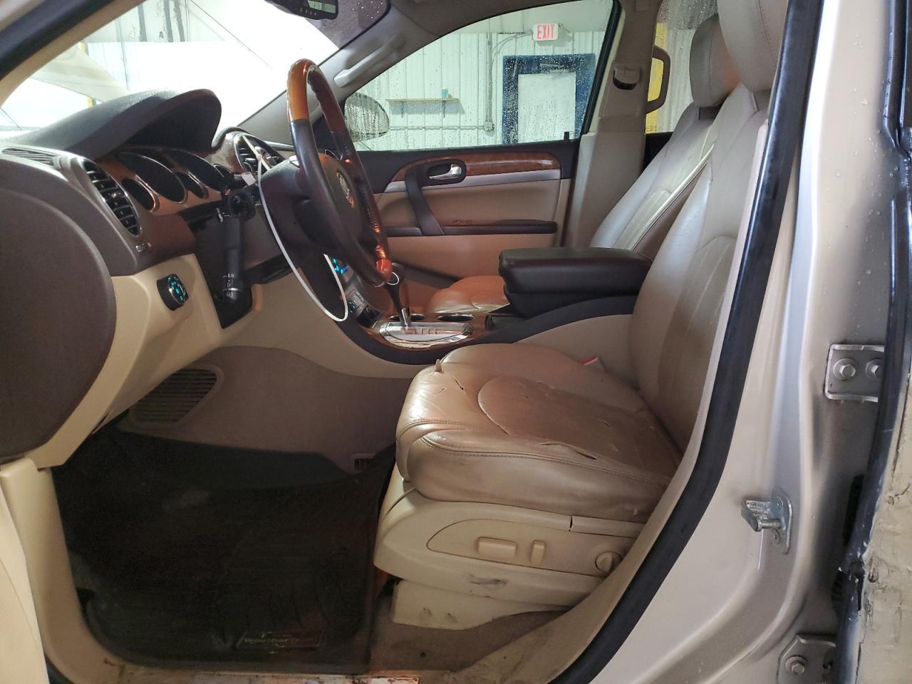 2011 BUICK ENCLAVE CX - Image 7
