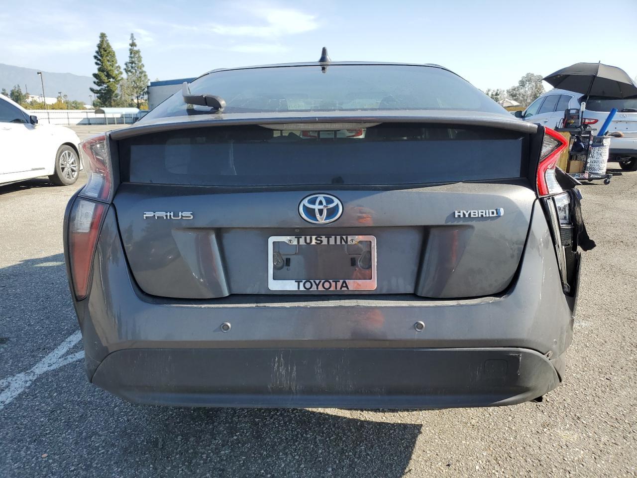 2016 TOYOTA PRIUS - Фото 6