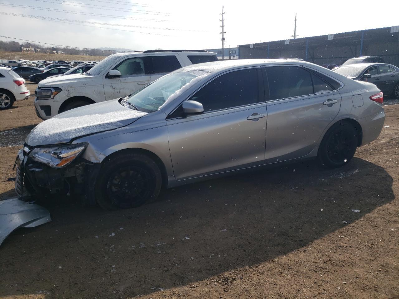 2015 TOYOTA CAMRY LE
