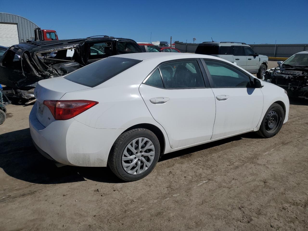 2018 TOYOTA COROLLA L - Image 3