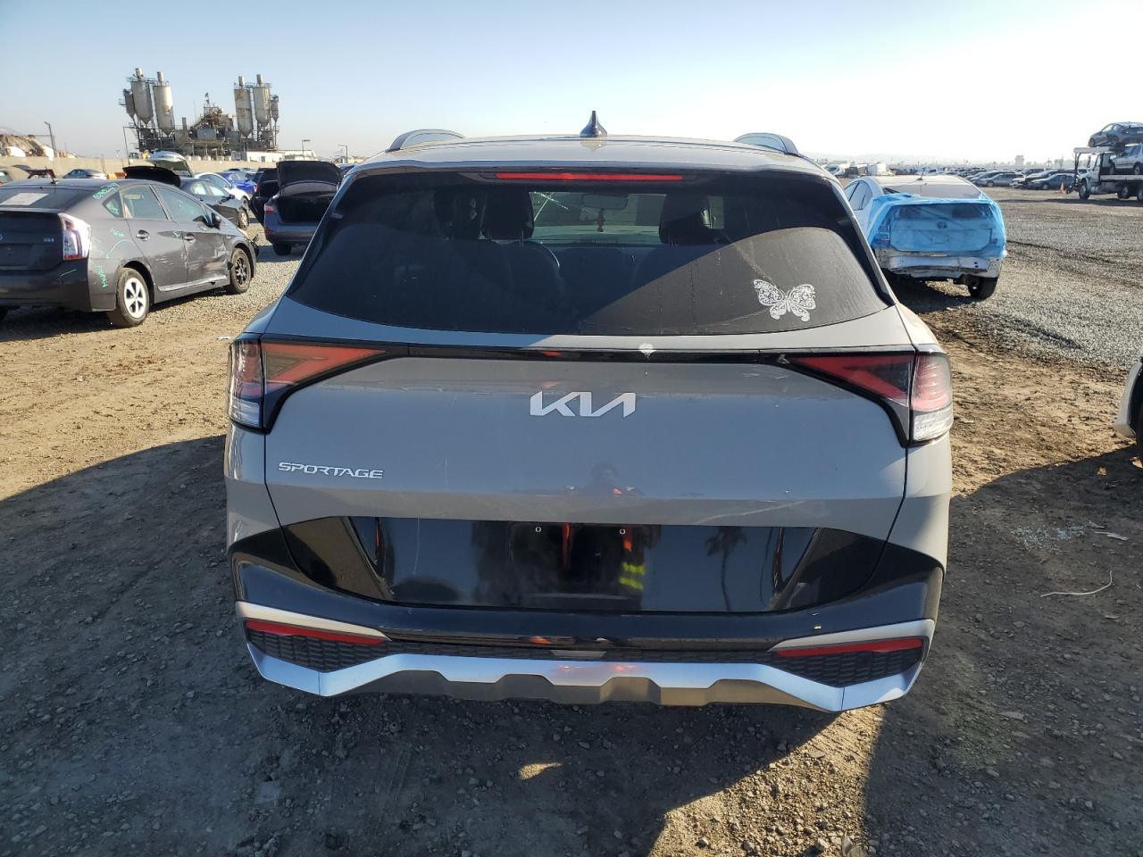 2023 KIA SPORTAGE S - Image 6