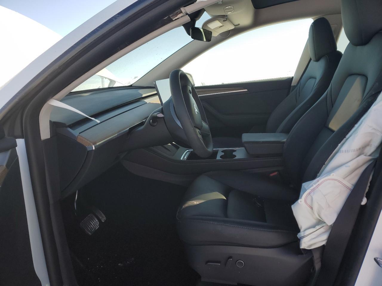 2024 TESLA MODEL Y - Image 7