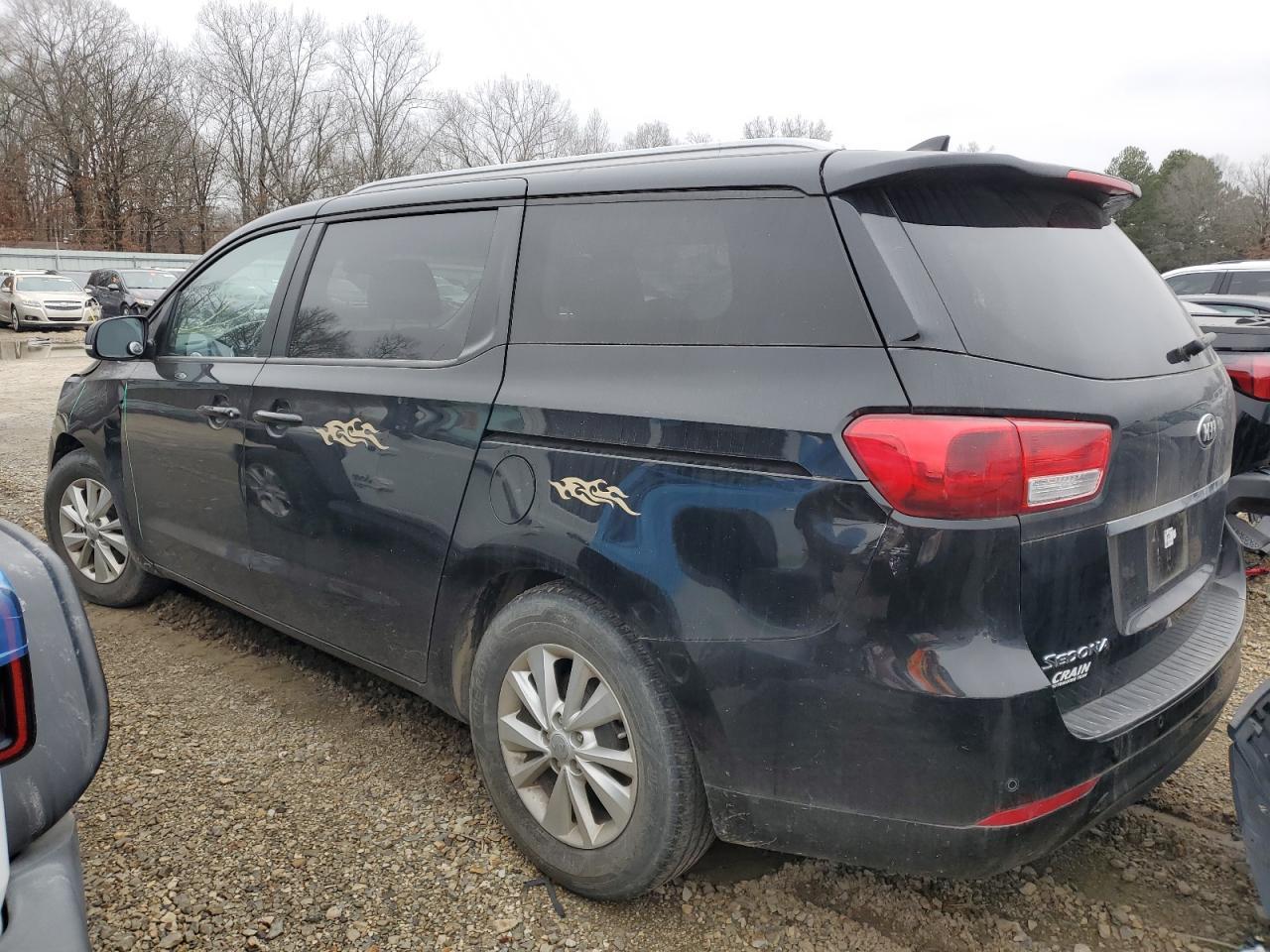 2017 KIA SEDONA LX - Image 2