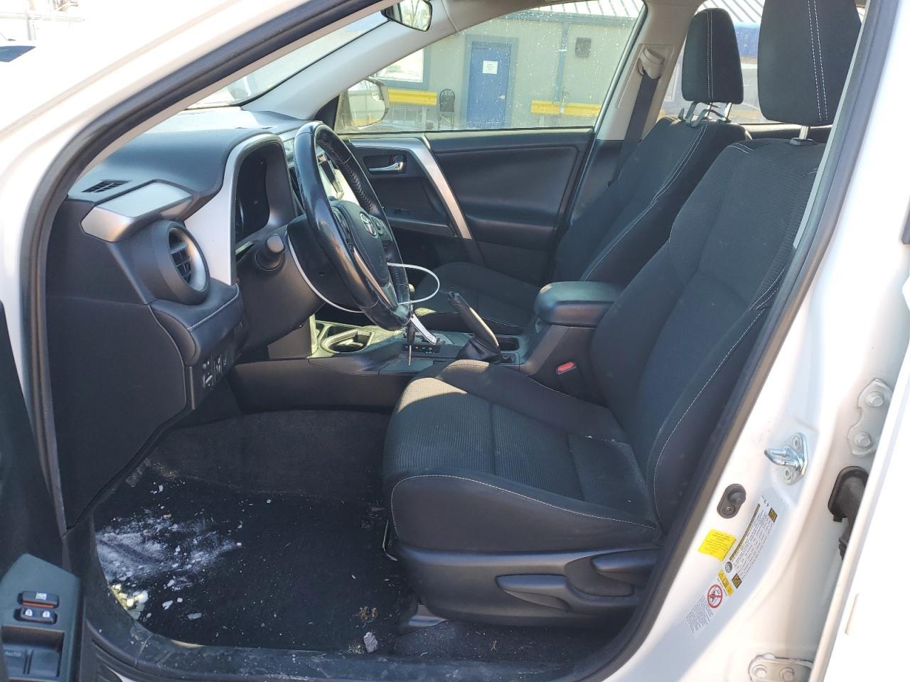 2017 TOYOTA RAV4 XLE - Фото 7