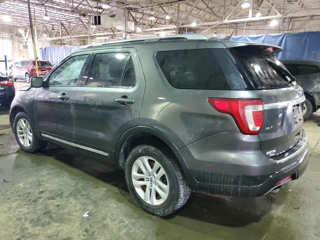 2018 FORD EXPLORER X - Фото 2