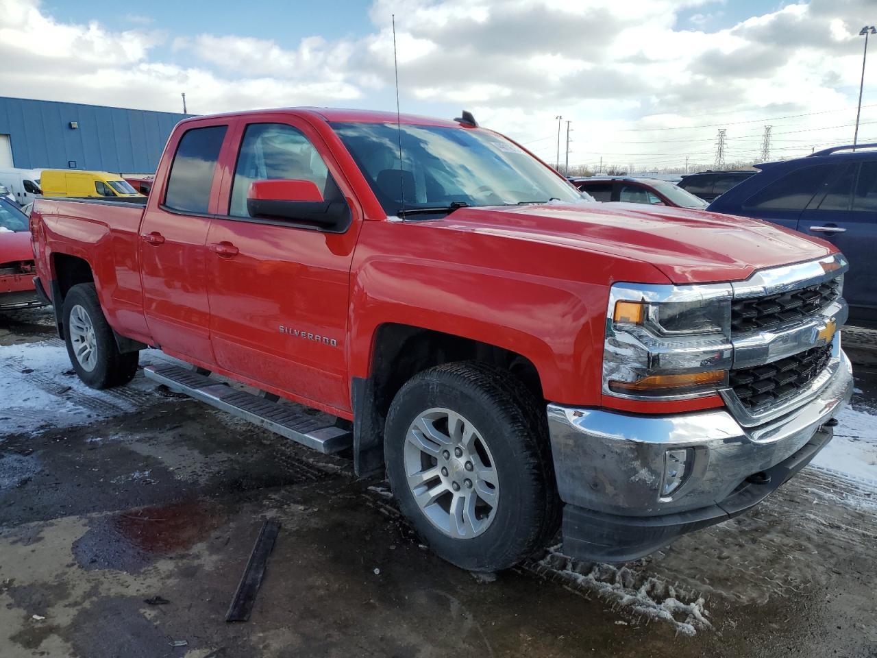 2016 CHEVROLET SILVERADO - Фото 4