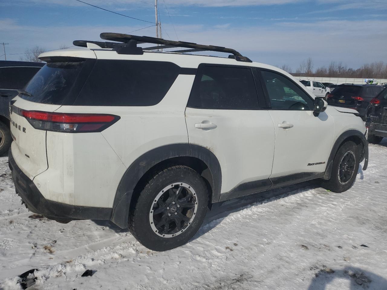 2024 NISSAN PATHFINDER - Image 3