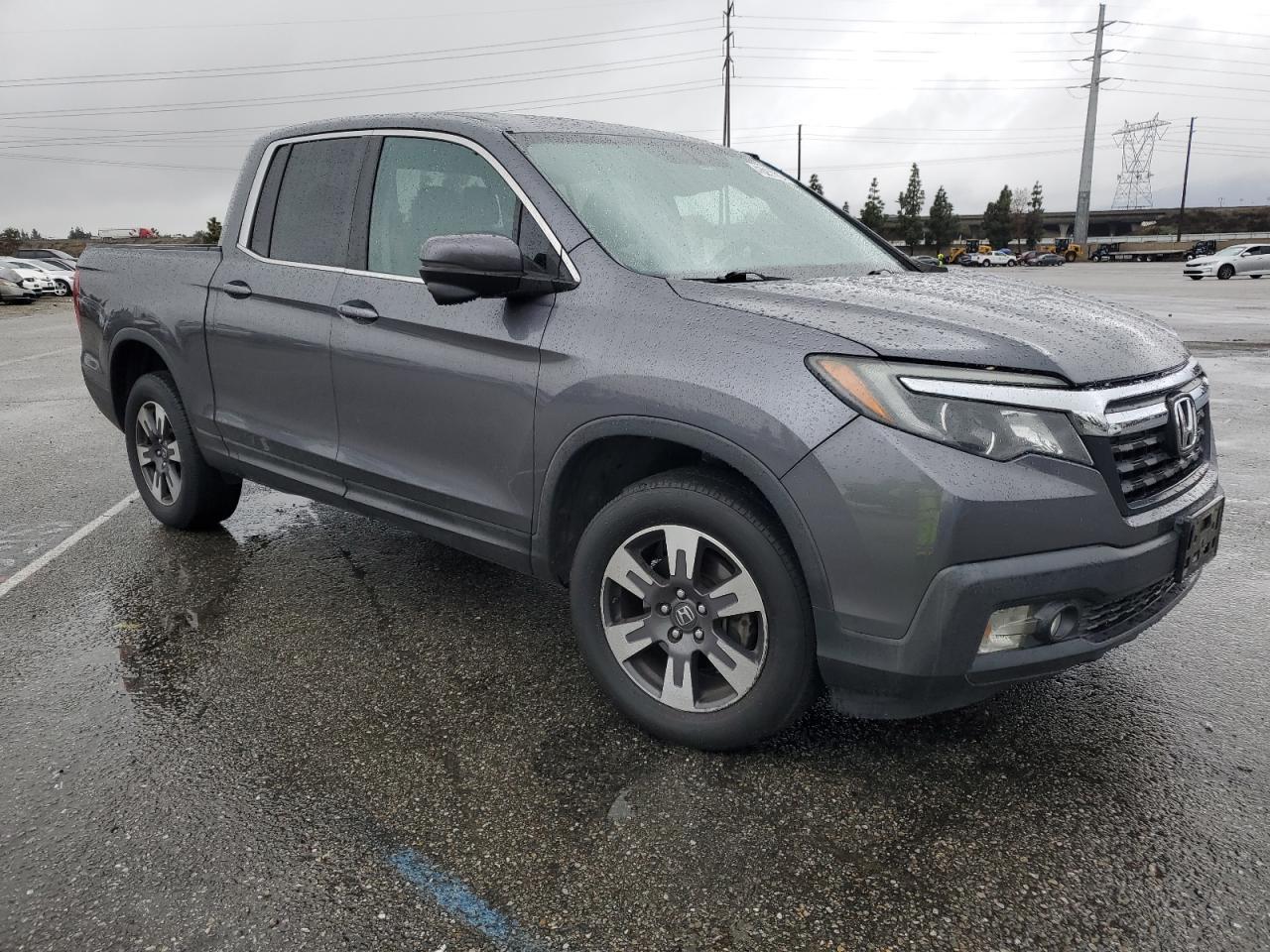 2017 HONDA RIDGELINE - Фото 4