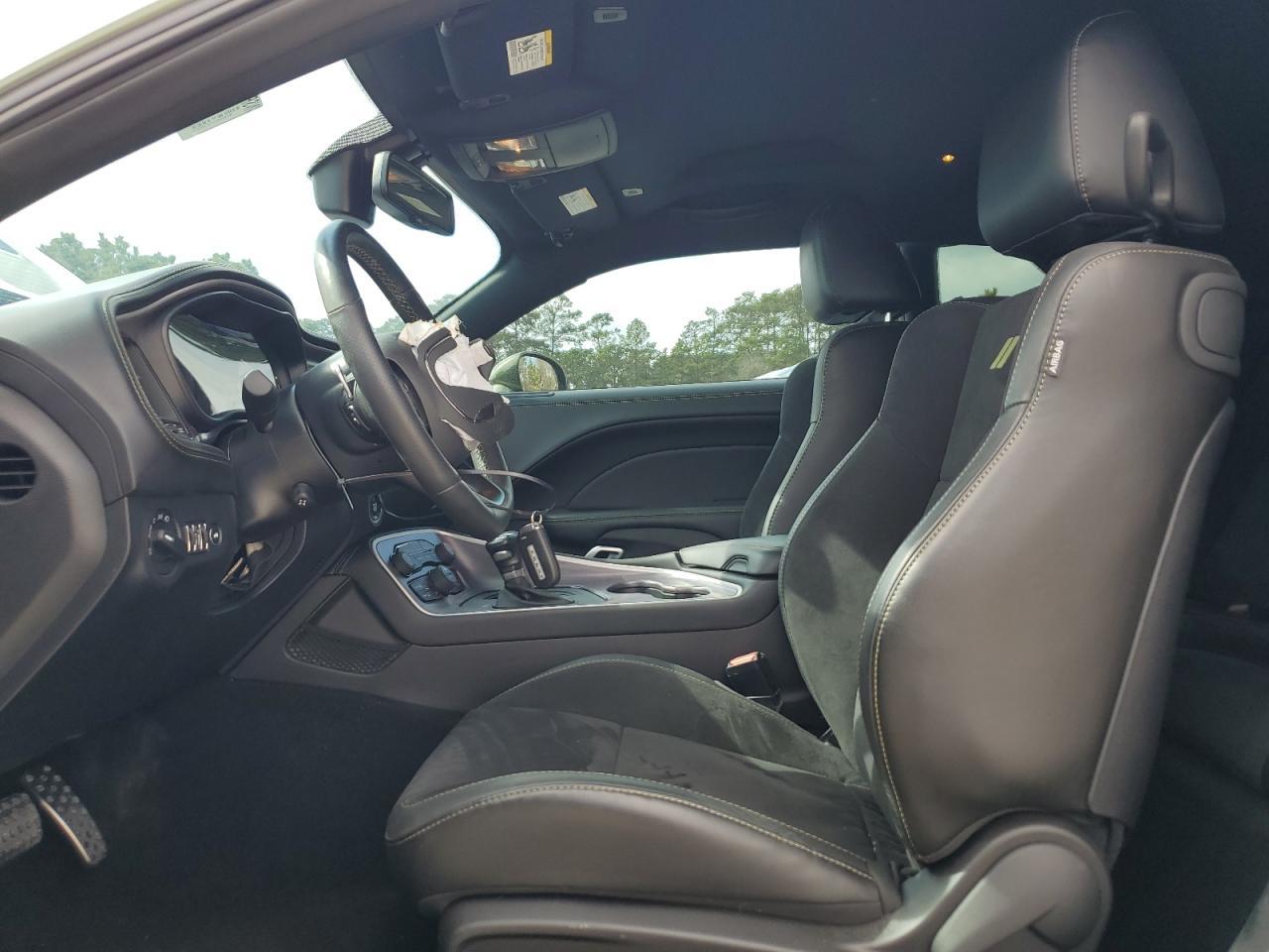 2023 DODGE CHALLENGER - Фото 7