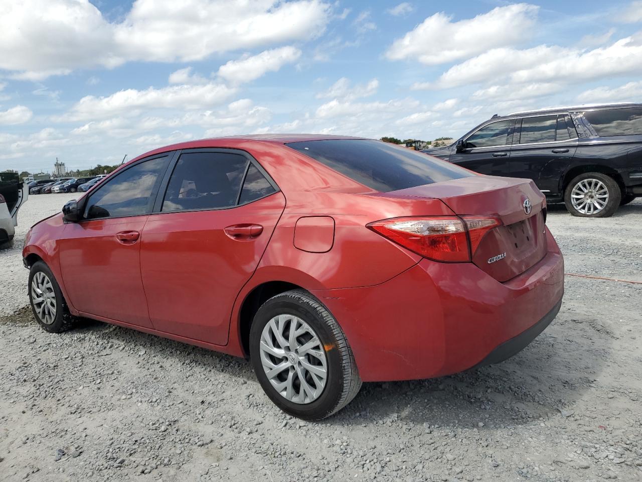 2019 TOYOTA COROLLA L - Image 2