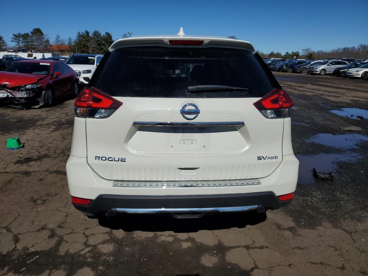 2018 NISSAN ROGUE S - Фото 6