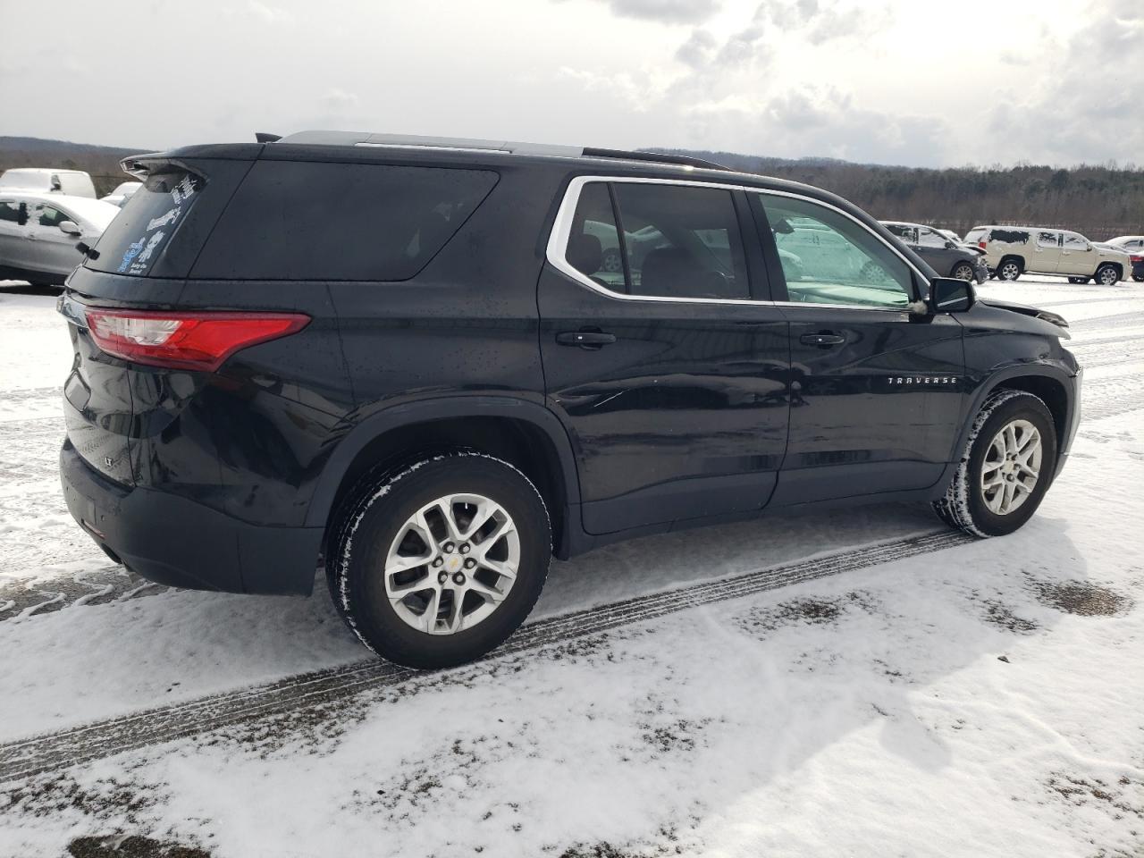 2018 CHEVROLET TRAVERSE L - Фото 3