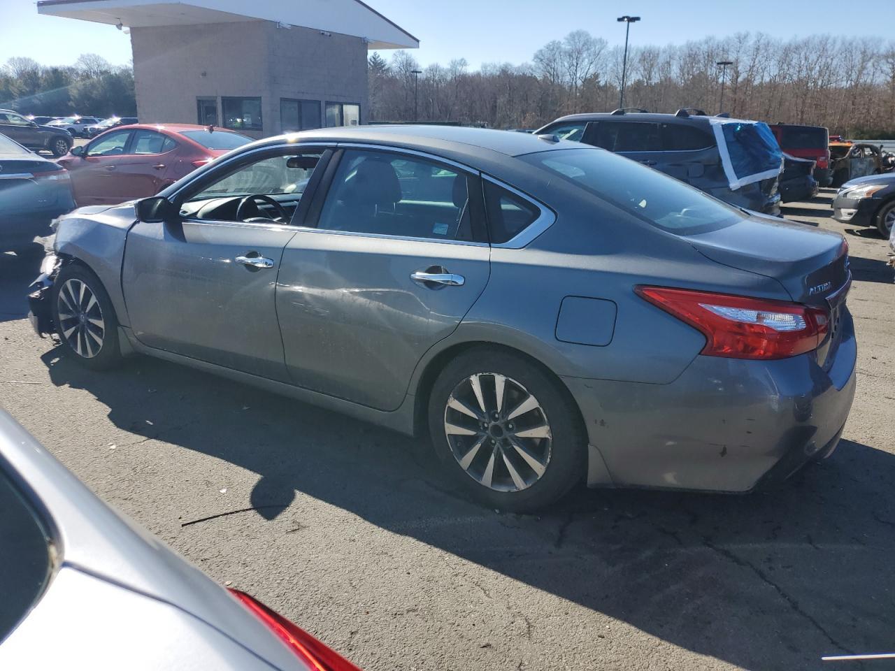 2017 NISSAN ALTIMA 2.5 - Image 2