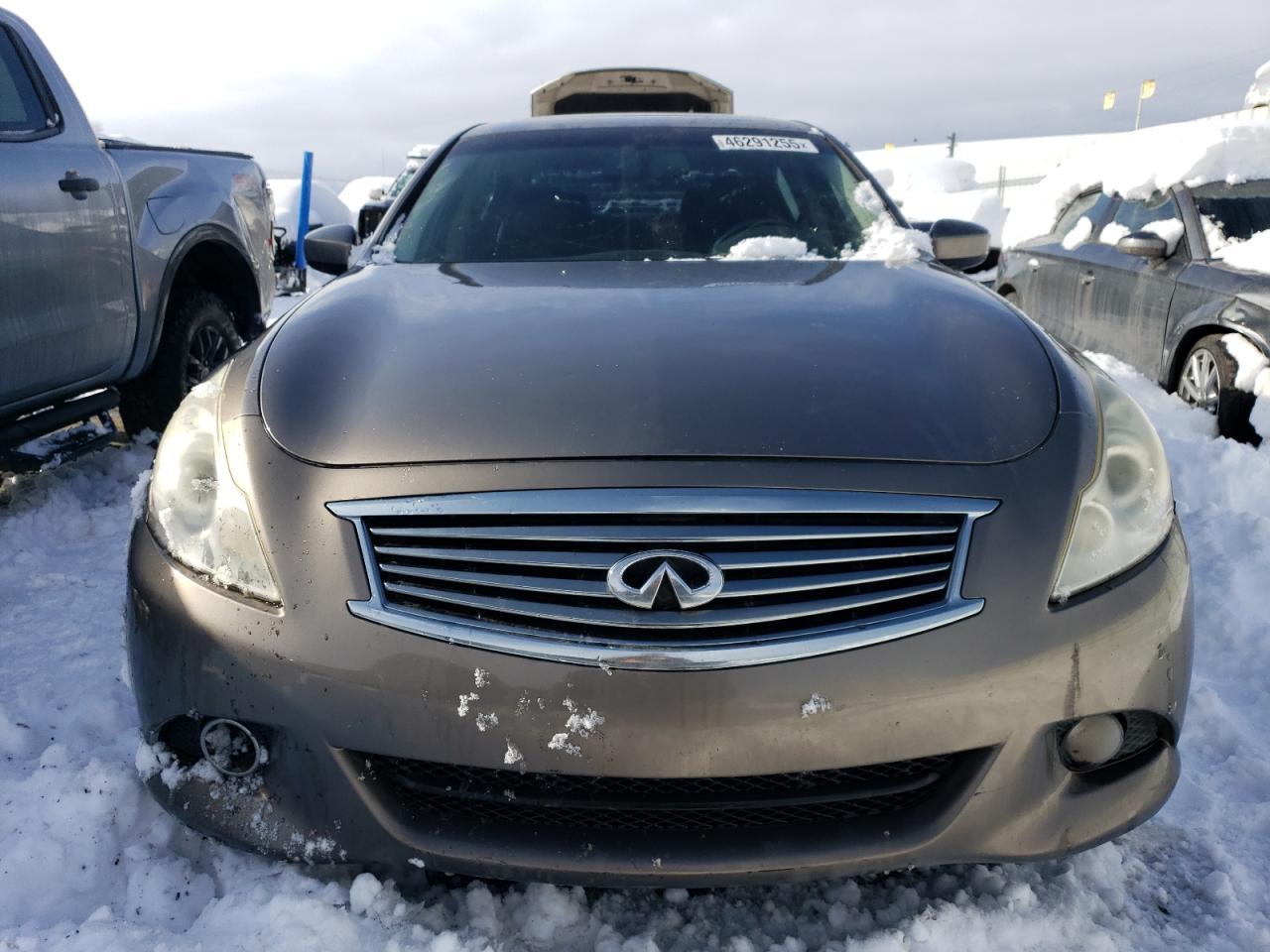 2011 INFINITI G37 - Image 5