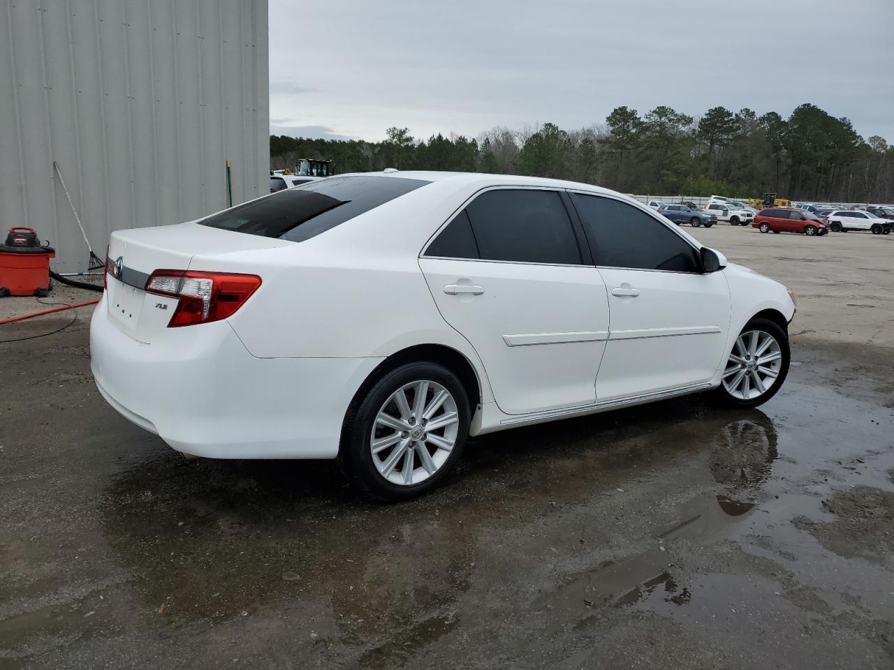 2014 TOYOTA CAMRY L - Фото 3