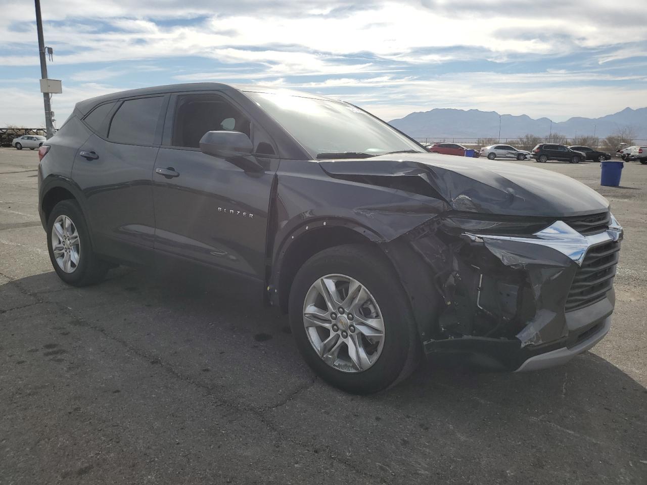 2022 CHEVROLET BLAZER 2LT - Фото 4