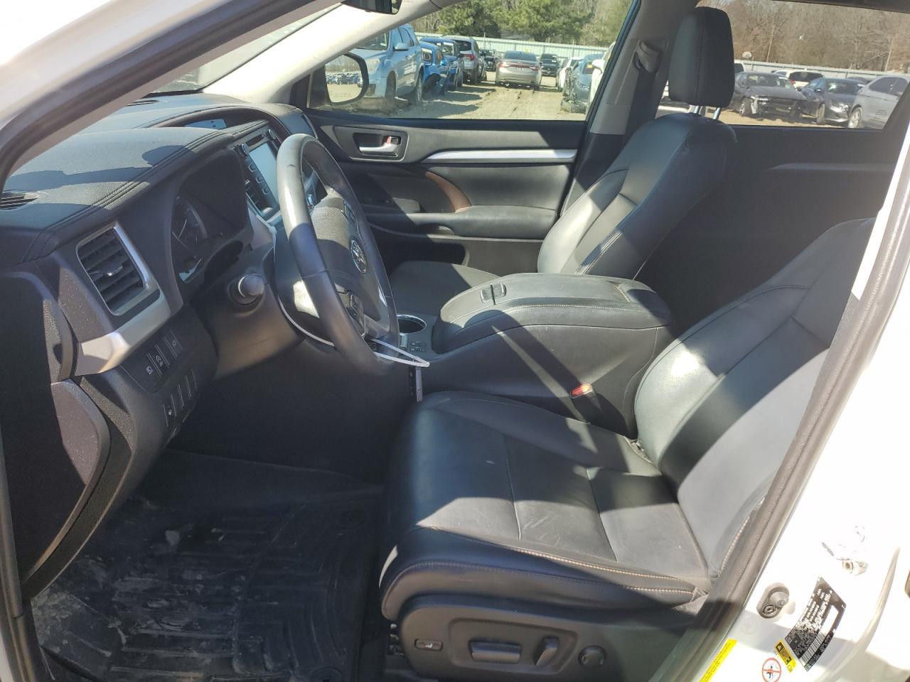 2019 TOYOTA HIGHLANDER - Фото 7