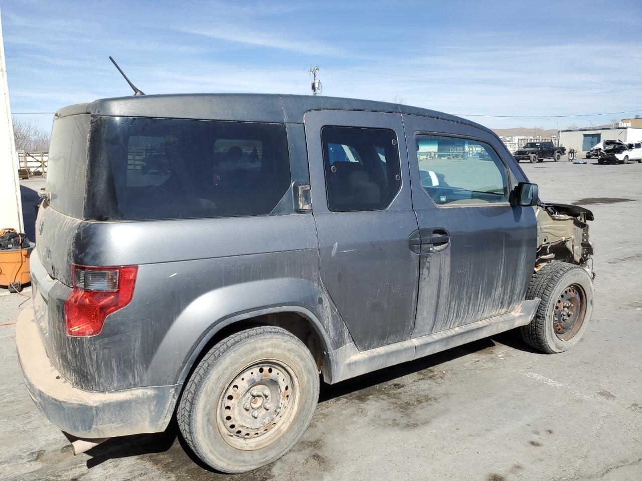 2011 HONDA ELEMENT LX - Фото 3