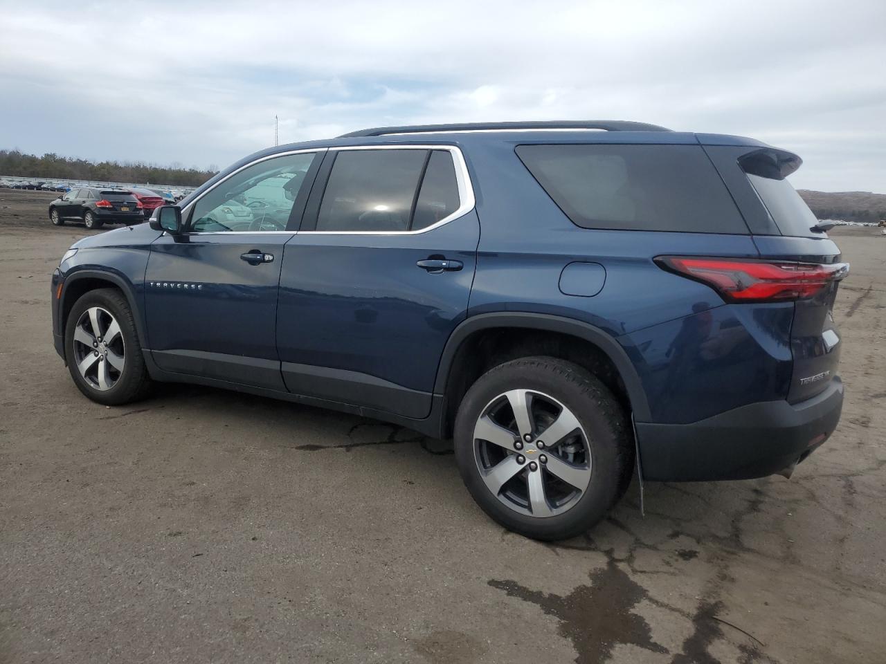 2023 CHEVROLET TRAVERSE L - Фото 2