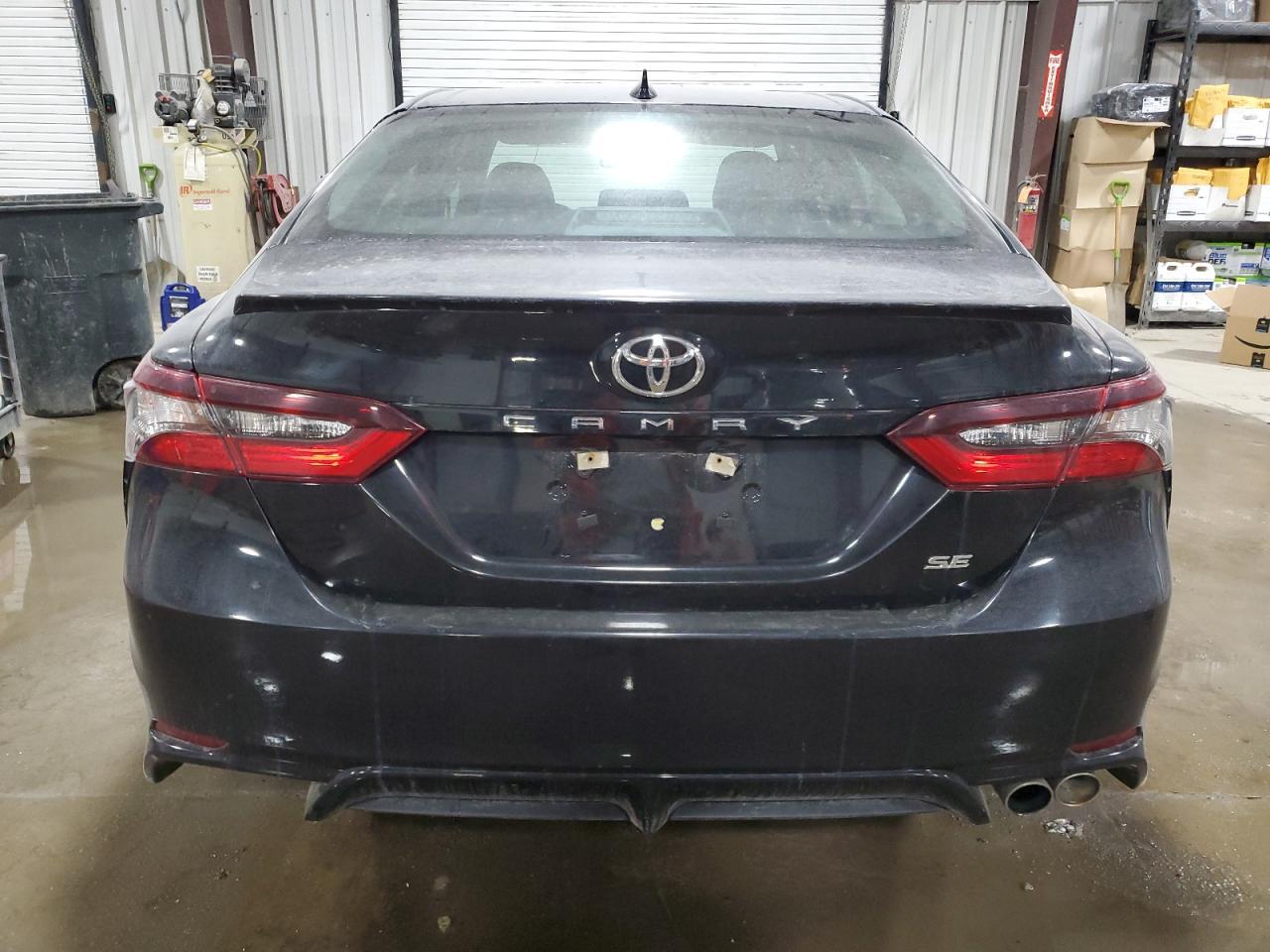2021 TOYOTA CAMRY SE - Image 6