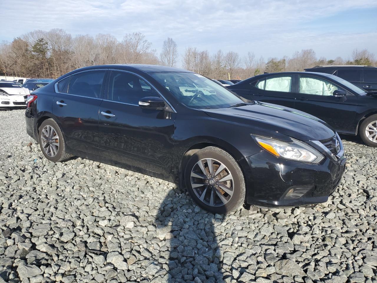 2017 NISSAN ALTIMA 2.5 - Image 4
