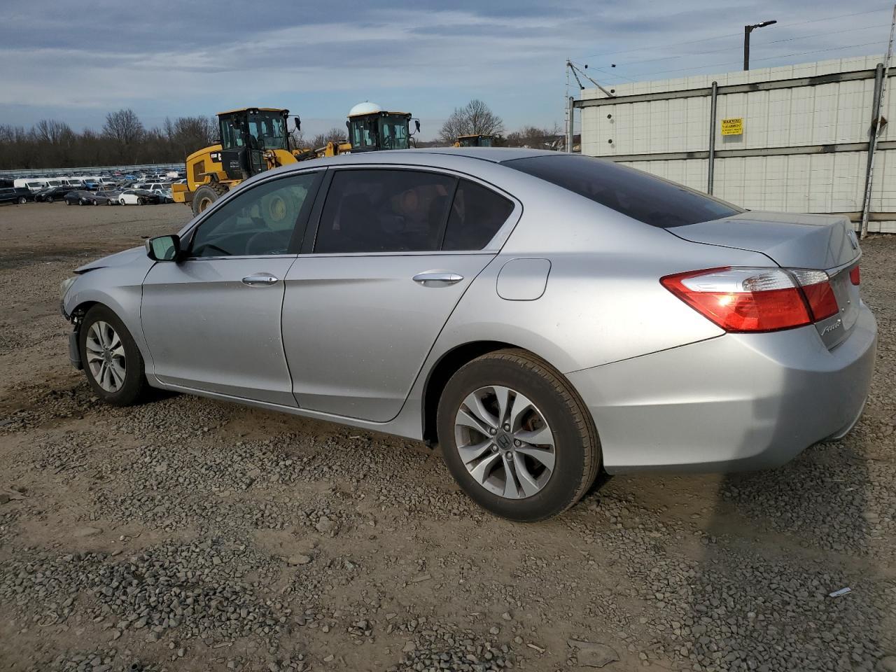 2014 HONDA ACCORD LX - Image 2