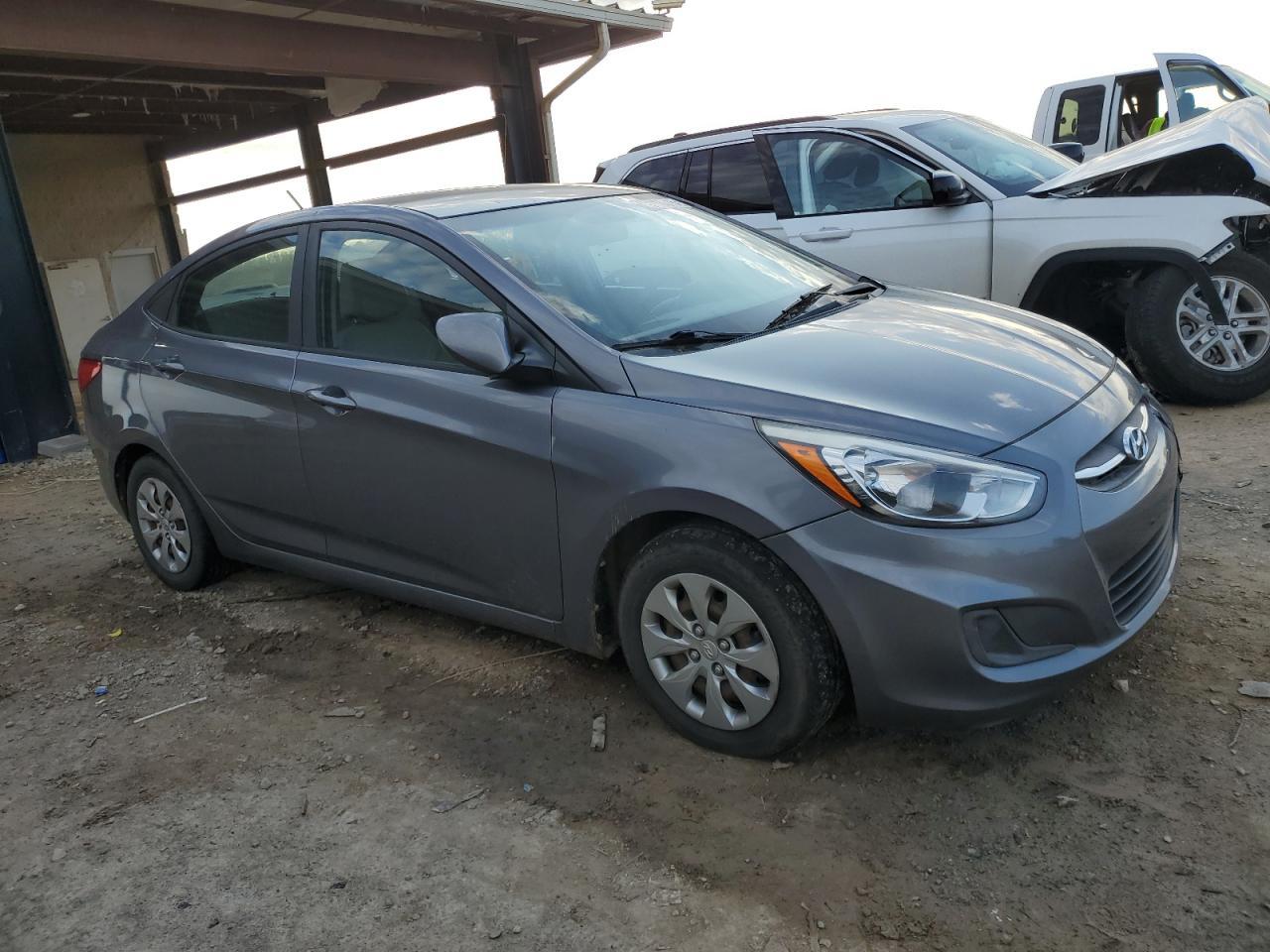 2017 HYUNDAI ACCENT SE - Image 4