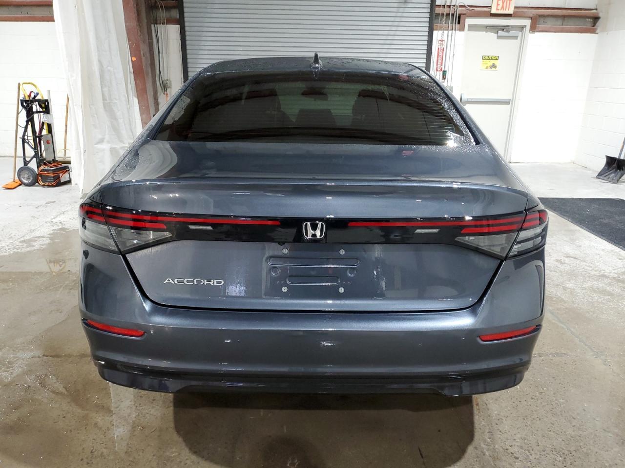 2024 HONDA ACCORD EX - Фото 6