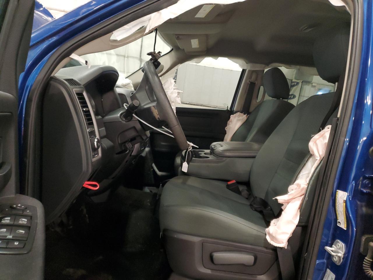 2017 RAM 1500 ST - Image 7