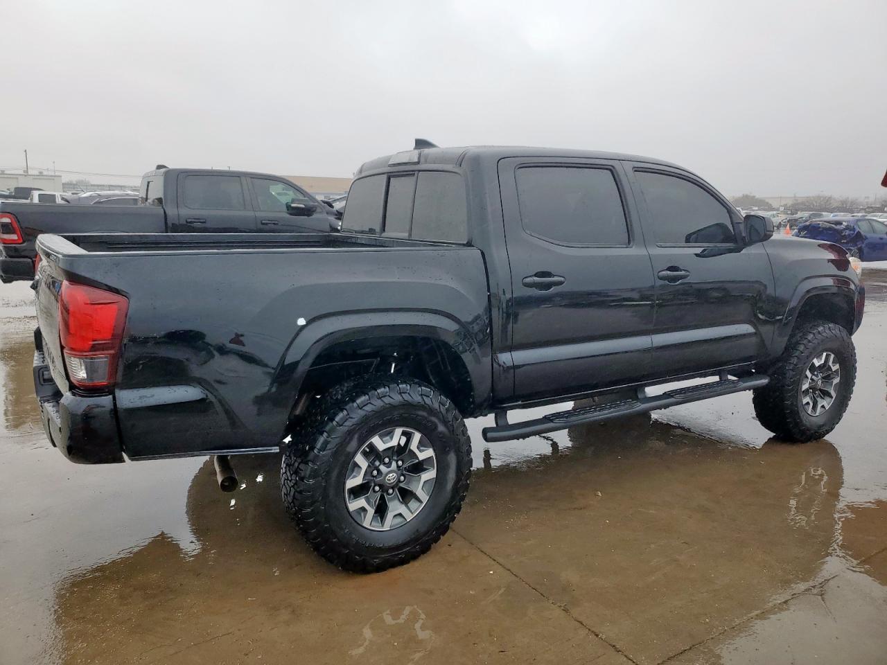 2018 TOYOTA TACOMA DOU - Image 3