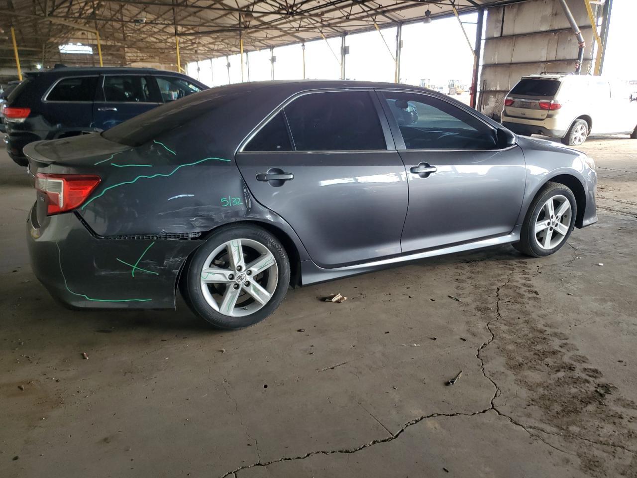2014 TOYOTA CAMRY L - Image 3