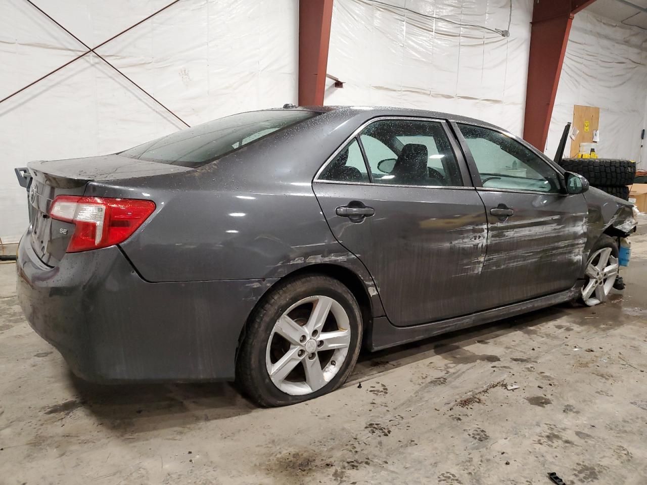 2012 TOYOTA CAMRY BASE - Фото 3